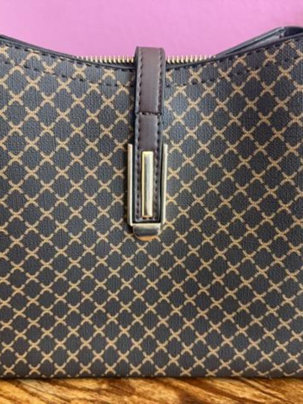 Never Used Medium Sized Brown Purse